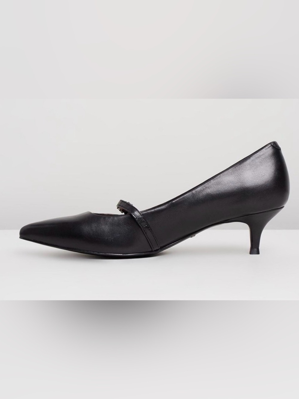 Vionic Minnie Black Leather Mary Jane Kitten Heel Pumps Size 8 M NWOB